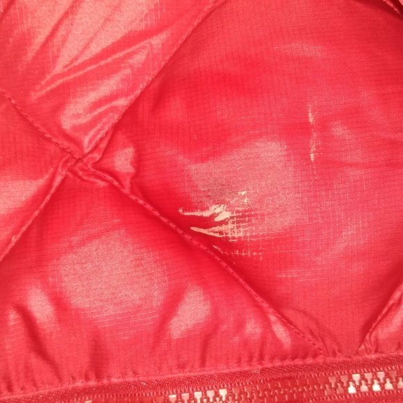 Red jacket - Picture 3 of 4